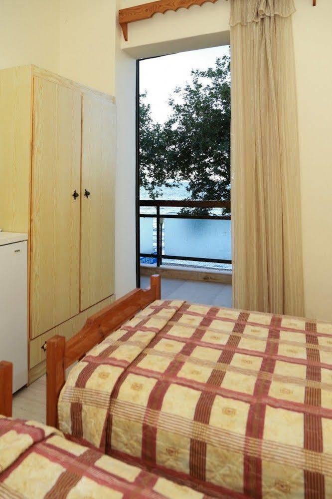 Astir Rooms Порос Экстерьер фото
